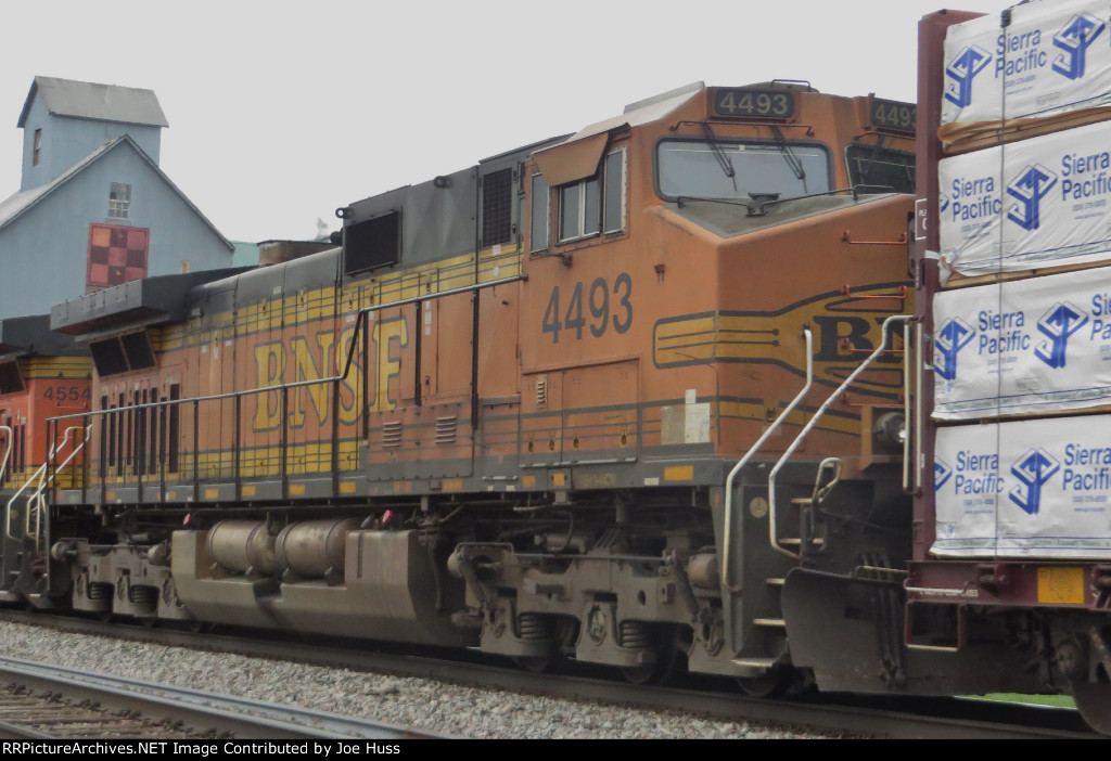 BNSF 4493